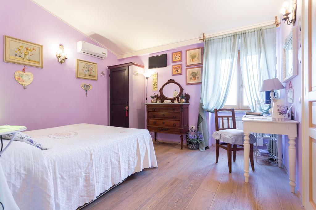 Bed And Breakfast A Casa Delle Fate Assise Extérieur photo