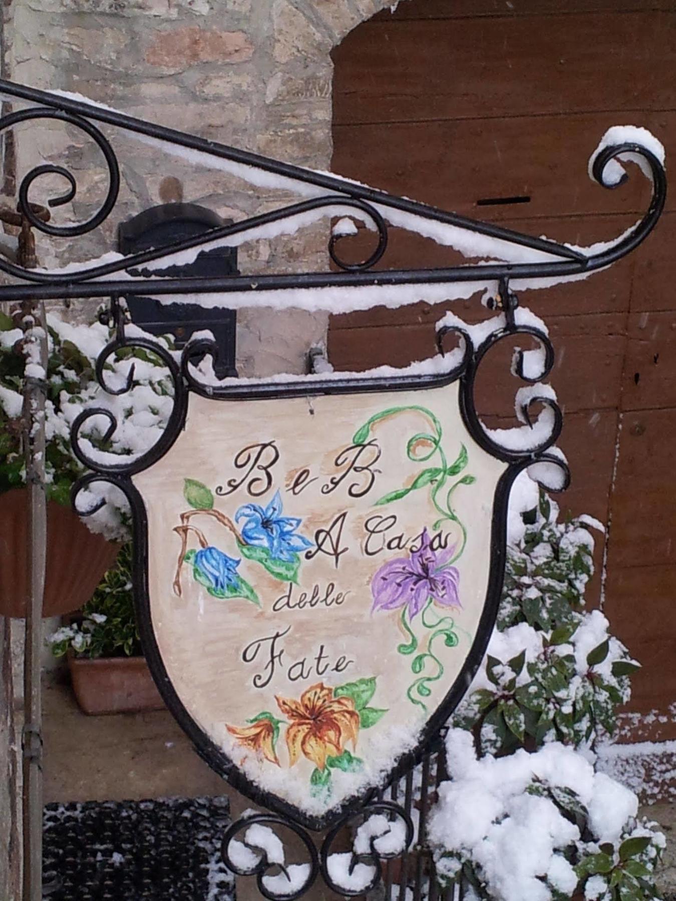 Bed And Breakfast A Casa Delle Fate Assise Extérieur photo